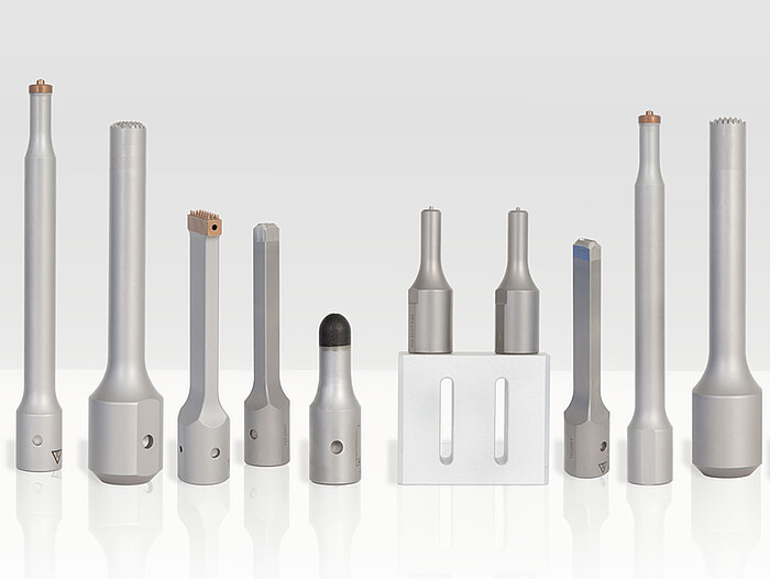 Various slender, silver ultrasonic sonotrodes from Herrmann Ultraschall