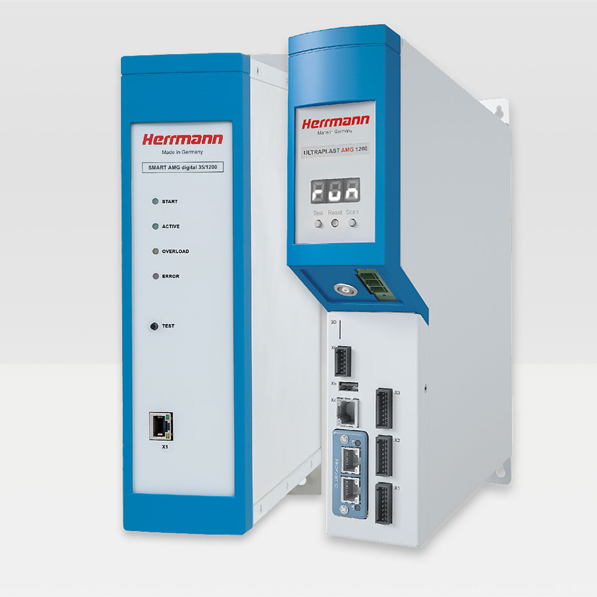 Two ultrasonic generators from Herrmann Ultraschall with displays and control connectors